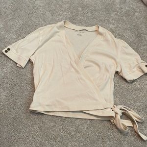 American eagle short sleeve crop top